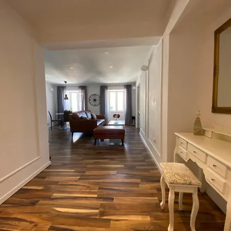 Volosko Apartment